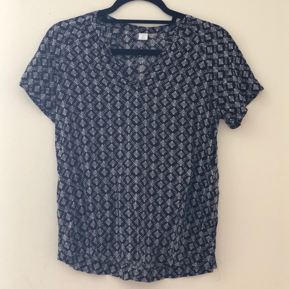 Old Navy Tops - SS V-Neck Old Navy Top